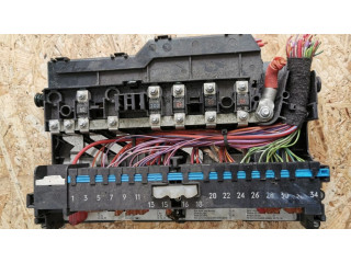 Блок предохранителей 8364542   BMW 3 E46    