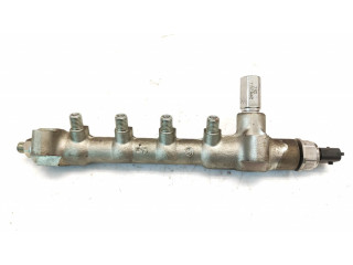 Топливная рампа 11N23662, 11086653934   Opel Astra J 1.7 