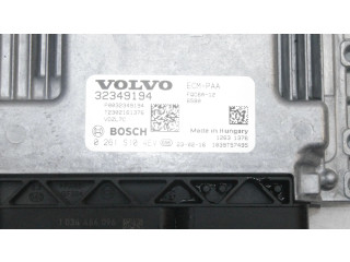 Řídící jednotka 32349194, 0261S104EV   Volvo XC40 2023