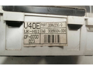 Панель приборов 30858334, 30862230   Volvo S40, V40       