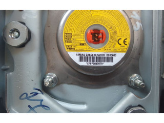 Подушка безопасности водителя 451300K070   Toyota Hilux (AN10, AN20, AN30)