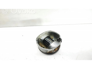 Píst    BMW 5 F10 F11  pro naftový motor 3.0 N57D30A 