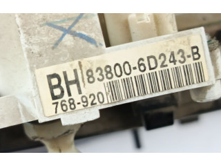 Přístrojová deska  Toyota Land Cruiser (J100) 2007 838006D243B  
