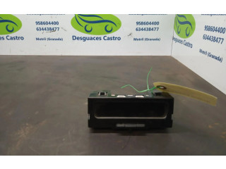 Дисплей    8200107839, 8200107839   Renault Megane II