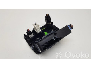 Блок комфорта 8200104020A, 73665311   Renault Espace -  Grand espace IV   