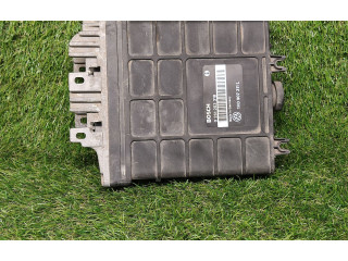 Блок управления двигателем ECU 1H0907311L, 0261203318   Volkswagen Golf III 1994