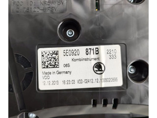 Přístrojová deska  Skoda Octavia Mk3 (5E) 2014 5E0920871B  