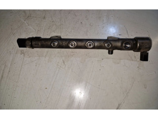 Vstřikovací lišta A6510700495   Mercedes-Benz E W212     