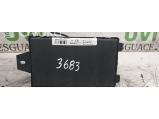   Pojistková skříňka 8200564718   Dacia Sandero 2008