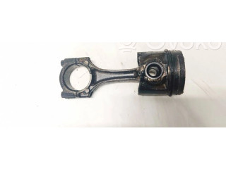 Píst 82L73, 82L73   Toyota Avensis T250     