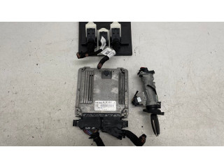 Комплект блоков управления 04L907309P, 5Q0937084DL   Audi Q3 F3