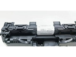 Přístrojová deska  BMW 2 F46 2015 6805183  