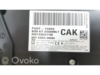 Блок предохранителей FU5T15604CAK, FU5T15604   Ford Mondeo MK V    