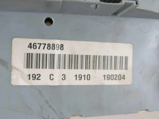 Блок предохранителей  51715858, 46778898   Fiat Stilo    