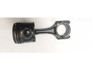Píst 82L73, 82L73   Toyota Avensis T250     