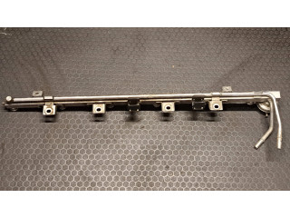 Vstřikovací lišta 0280150415, 0290160597   BMW 5 E39  pro benzínový motor 2.3  