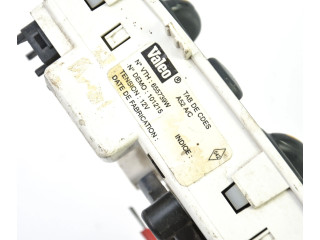 Vstřikovač 655739W   Renault Megane I     