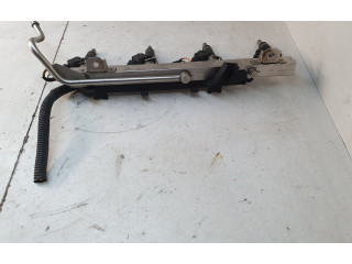 Vstřikovač 7530420   BMW 1 E81 E87  pro benzínový motor 2.0  