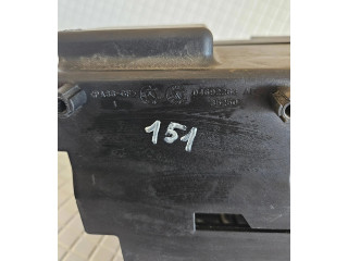 Блок предохранителей  04692263A   Jeep Grand Cherokee    