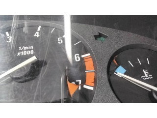 Přístrojová deska  BMW 3 E36 1995 88311217, 88311197  