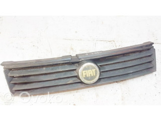 Передняя решётка Fiat Stilo  1821920018      