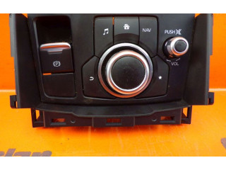 Радио/ проигрыватель CD/DVD / навигация     GNJ666CMOA, GNJ666CMOA    Mazda MX-3 