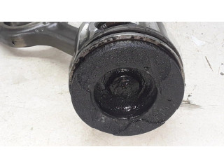Píst 25L87   Citroen C4 I  pro naftový motor 1.6  