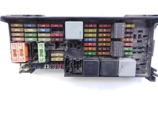 Блок предохранителей A1645400272, E3-A1-3-7   Mercedes-Benz ML W164    