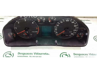 Панель приборов 4B0919881, 110008890016   Audi A6 Allroad C5       