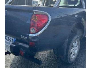 Спидометр (приборный щиток)    Mitsubishi  L200  2006 - 2014 года