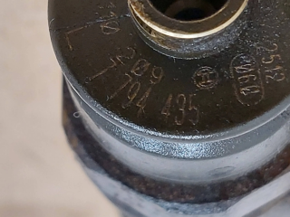 Vstřikovač 7794435   BMW 3 E90 E91  pro naftový motor 0.0  