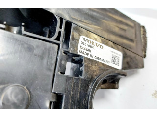   Pojistková skříňka 32320589   Volvo V60 2021