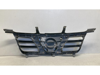 Передняя решётка Nissan X-Trail T30 2001-2007 года 623108H700      