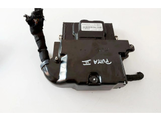 Блок управления двигателем Блок управления M1T1-12A650-HB   Ford Puma