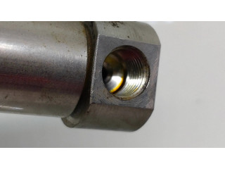 Vstřikovací lišta DM5G9H487AA, Cm5c9d280hb   Ford Focus  pro benzínový motor 1.0 M1DA 