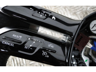 Volant Mercedes-Benz C W206 2021 A0004602220, A0004602220  