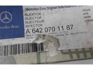 Vstřikovač A6420701187   Mercedes-Benz E W212     