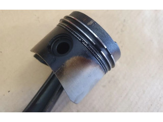 Píst 037198401A, 037107065B   Volkswagen PASSAT B3     