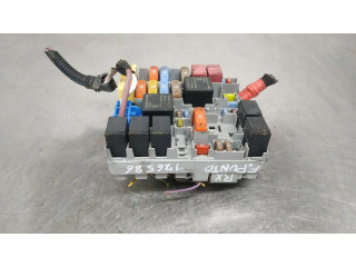 Блок предохранителей 51827977   Fiat Grande Punto    
