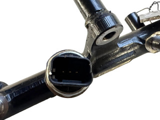 Vstřikovací lišta 9681909680, 28497Z01   Ford Kuga II  pro naftový motor 2.0  