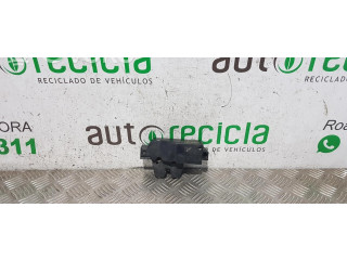 замок багажника 9633089280    Citroen C5 2001-2004 года