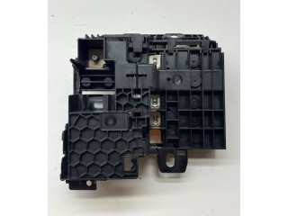 Блок предохранителей  6822560, 190052961014   BMW 5 G30 G31    