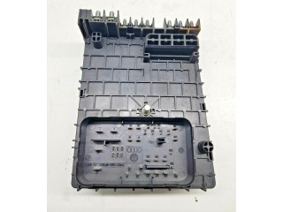 Блок предохранителей  3C09712490, nr3713   Volkswagen PASSAT B6    