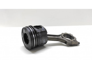 Píst    BMW 5 E39  pro naftový motor 3.0 M57 M57/DP71/430/267T/2M