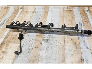 Vstřikovací lišta 0445216002   BMW 5 E39  pro naftový motor 2.5  