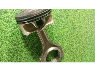 Píst 92L93, 7840920   BMW M5  pro benzínový motor 5.0 S85 B50AA 