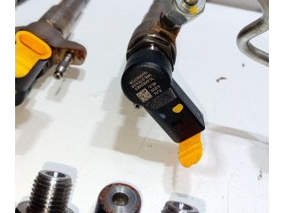 Vstřikovač 1660000372R, 175217543R   Nissan Navara D23     