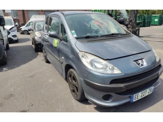 Zpětné zrcátko  Peugeot 1007 2007  8151GF  