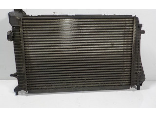 Интеркулер  1K0145803R, 1K0145803R   Volkswagen Eos 