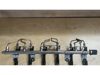 Vstřikovač 7597870, 7620946   BMW 1 F20 F21  pro benzínový motor 3.0  